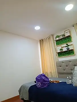 sasi luna online show from April 28, 1:26 pm