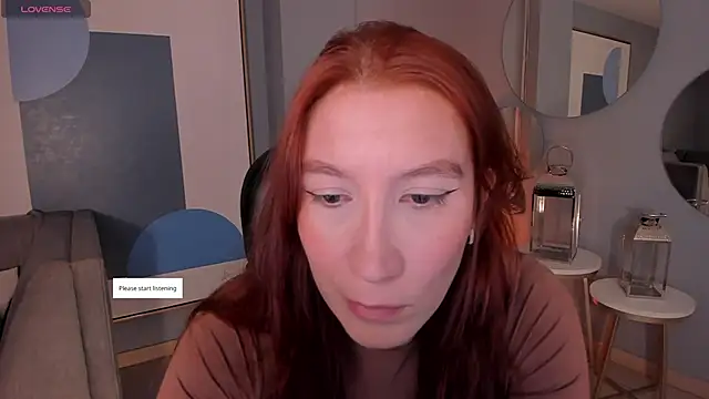 MiaFarrell  online show from April 24, 5:49 pm