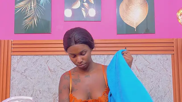 kinkyandsavage online show from April 26, 8:06 pm