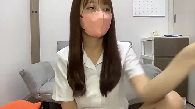 Mayu official online show from August 1, 1:13 pm
