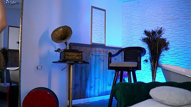 Jenna Day online show from January 17, 7:05 am