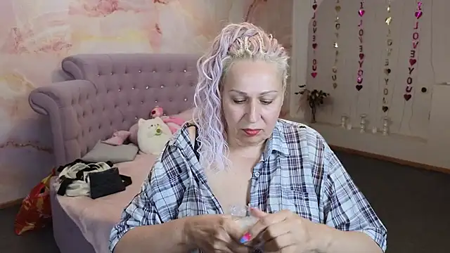 Snapshot of Penelope_Pinky chatting on September 11, 4:13 am Penelope Pinky online show from September 11, 4:13 am