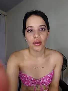 franchezkavegaaa online show from March 11, 1:14 pm