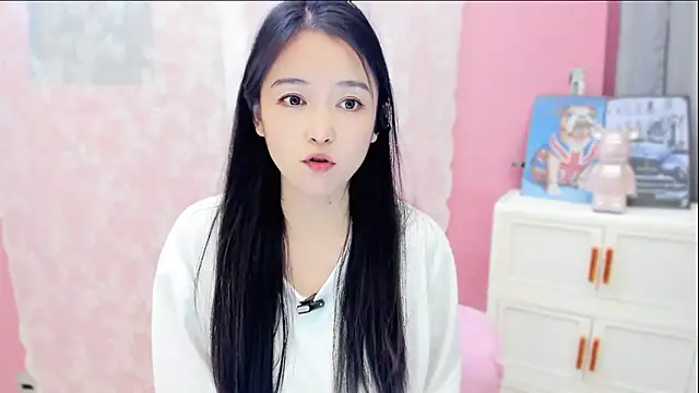 Snapshot of CN-Babycat chatting on October 13, 12:08 pm CN-Babycat online show from October 13, 12:08 pm