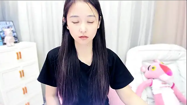 Snapshot of CN-Babycat chatting on October 11, 11:04 am CN-Babycat online show from October 11, 11:04 am