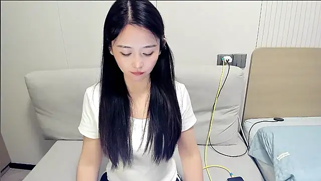 Snapshot of CN-Babycat chatting on September 25, 12:15 pm CN-Babycat online show from September 25, 12:15 pm