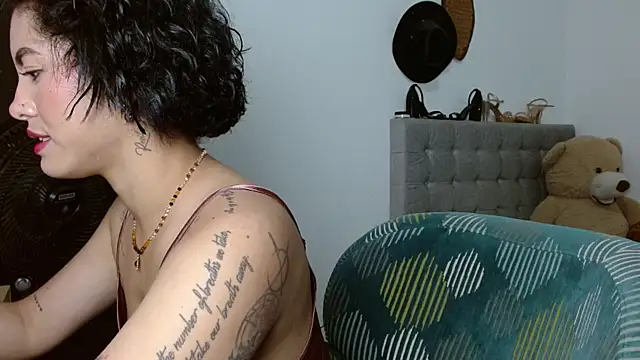 Sexy Lia  online show from April 27, 2:41 am