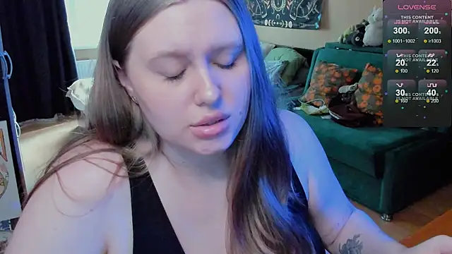 Alice Dreamgirl  online show from July 19, 11:56 am