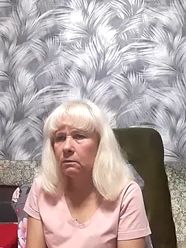 sakura blonde online show from November 10, 3:40 pm