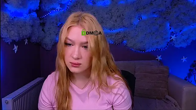 playful sophie online show from April 20, 7:28 pm