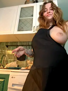 MayaMystic online show from November 1, 1:04 pm