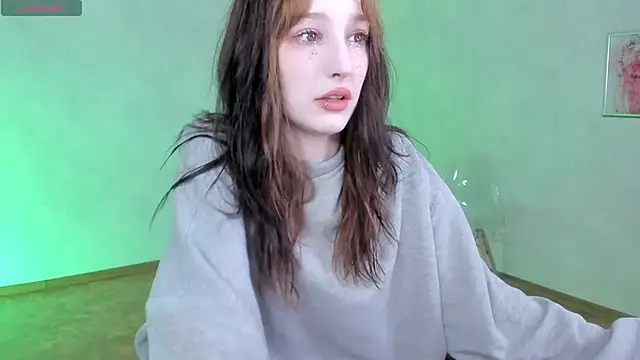 Snapshot of Lissa_Meow_ chatting on September 15, 1:47 am Lissa Meow online show from September 15, 1:47 am