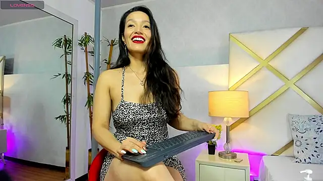 AmyRox  online show from November 24, 11:45 am