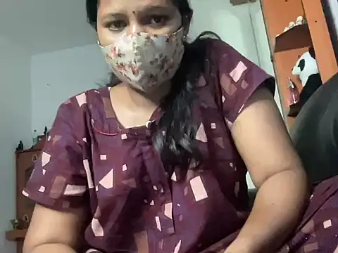 Snapshot of Tamil_Sanjana_ chatting on October 9, 12:59 am Tamil Sanjana online show from October 9, 12:59 am