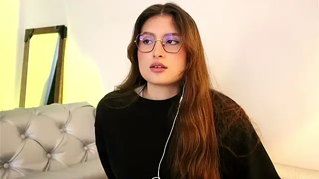 Snapshot of Daisha_Riley chatting on October 20, 1:47 pm Daisha Riley online show from October 20, 1:47 pm