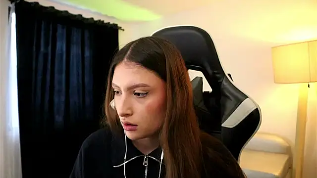 Snapshot of Daisha_Riley chatting on September 12, 2:02 pm Daisha Riley online show from September 12, 2:02 pm