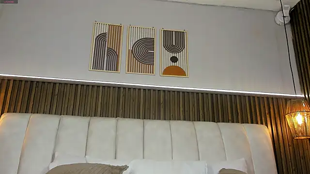 PerlaPreciosa online show from April 21, 4:08 am