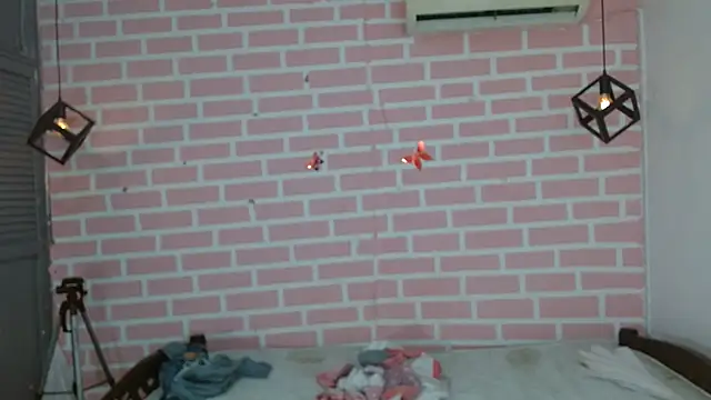 Snapshot of dani-lue chatting on September 11, 4:18 pm dani-lue online show from September 11, 4:18 pm