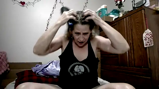 Keywest Kate online show from May 17, 11:48 pm