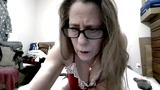 Keywest Kate online show from October 31, 10:25 pm