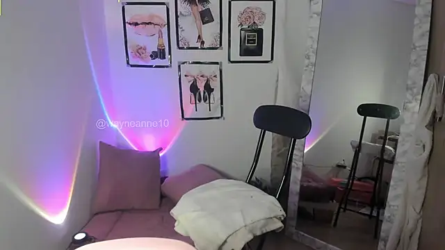 marianneloveee online show from September 30, 8:09 am