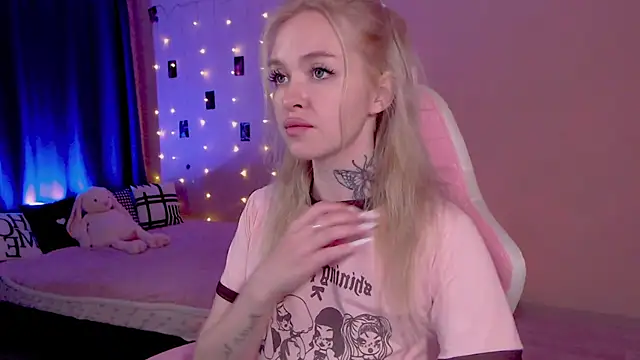 Naughty Mable online show from June 12, 4:53 am
