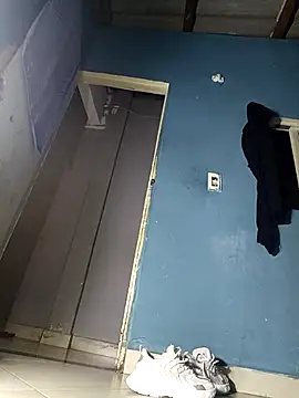 GysellHanson online show from April 7, 9:55 am