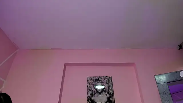 Snapshot of paris_noa chatting on September 19, 7:57 pm paris noa online show from September 19, 7:57 pm