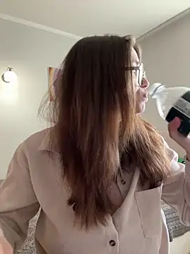 Sabrina shells online show from April 29, 9:12 am