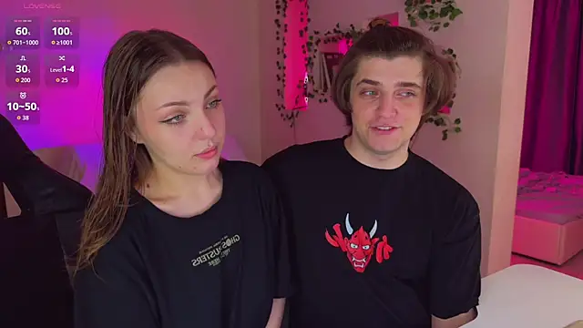 RobertAndLinela online show from July 5, 2:34 pm