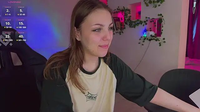 RobertAndLinela online show from June 24, 1:54 pm