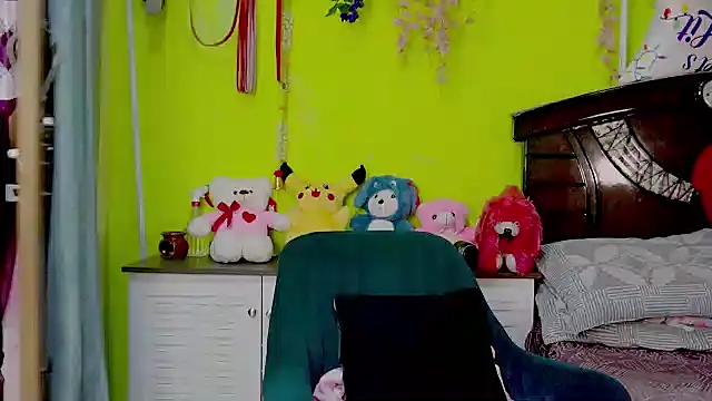 sexyhoney27 online show from April 20, 11:52 pm