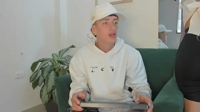 two milkyway online show from November 13, 1:10 pm