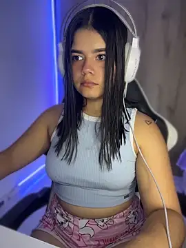 pretty angela1 online show from April 23, 5:15 am