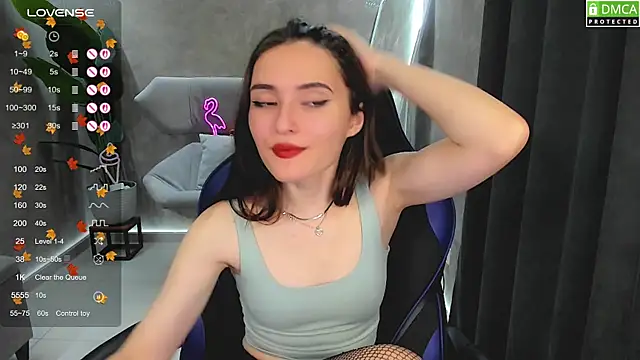 niki cutes online show from November 19, 1:16 am