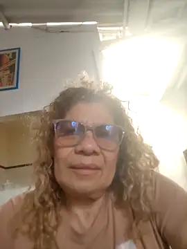 Snapshot of indiraa-channell chatting on October 9, 8:24 pm indiraa-channell online show from October 9, 8:24 pm