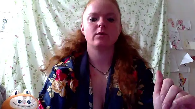 Rae Jeannie online show from June 11, 7:05 am