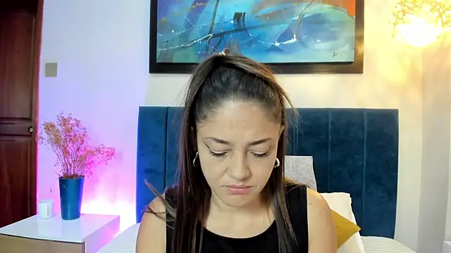 EloiseQuinn online show from December 18, 2:33 pm