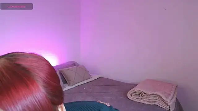 Sky Intimate online show from November 30, 12:37 am