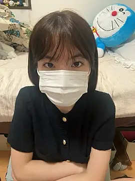 RIRI Chan  online show from July 8, 11:45 am