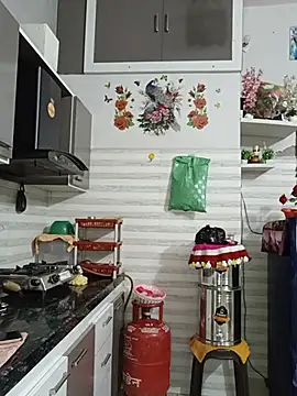 Best-Couple online show from July 13, 1:39 am