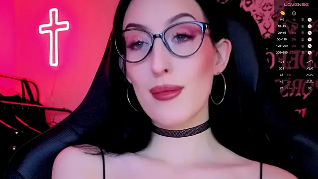 Miss Alice   online show from March 12, 9:06 pm