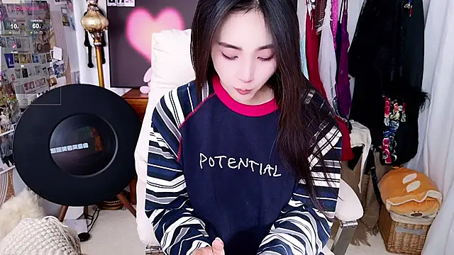 xiaotiantian-76 online show from January 13, 12:20 pm