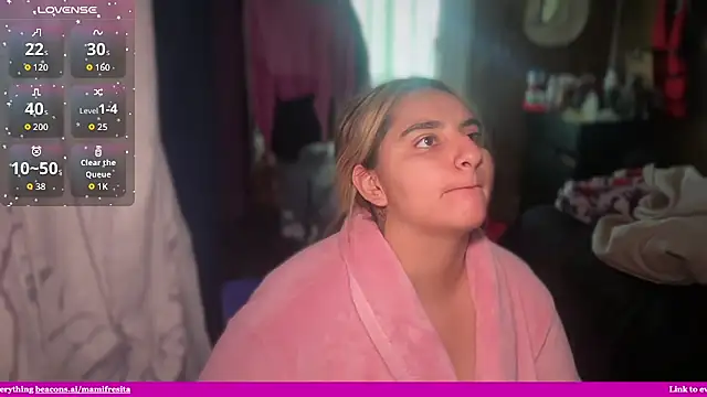 mamifresita online show from August 5, 3:51 pm