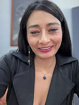 BELLA--26 online show from January 8, 6:45 pm