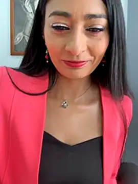 BELLA--26 online show from November 6, 2:01 pm