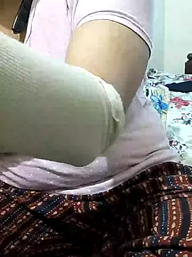 mallupriyapriya online show from July 31, 9:43 am