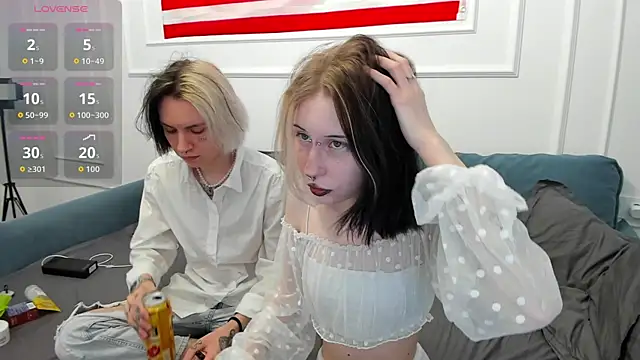 VeryRare TwinS online show from April 22, 1:02 am