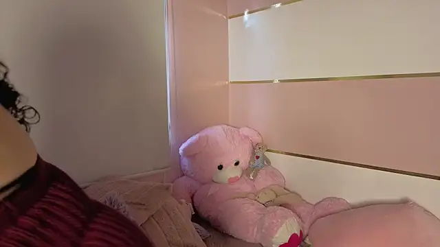 Charlotte  Miller online show from November 13, 11:42 am