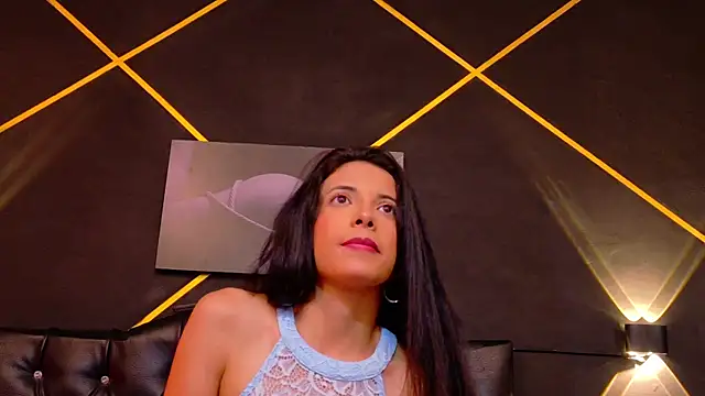 amabel zambrano online show from May 11, 2:45 pm